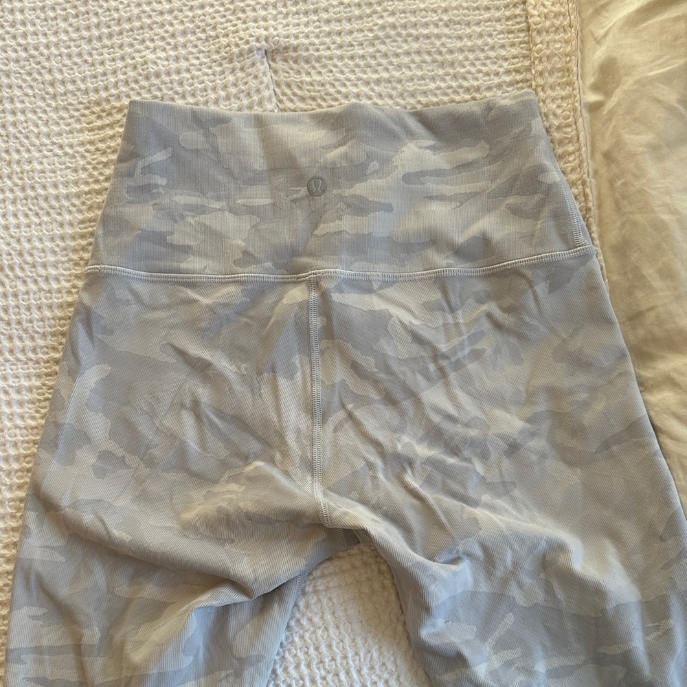 lululemon athletica Camo Leggings - Light Gray